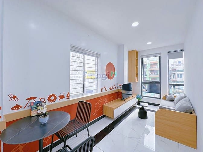 Hình ảnh cHDV Cao Cấp 2PN 1WC mới Full Tiện Nghi Thang Máy