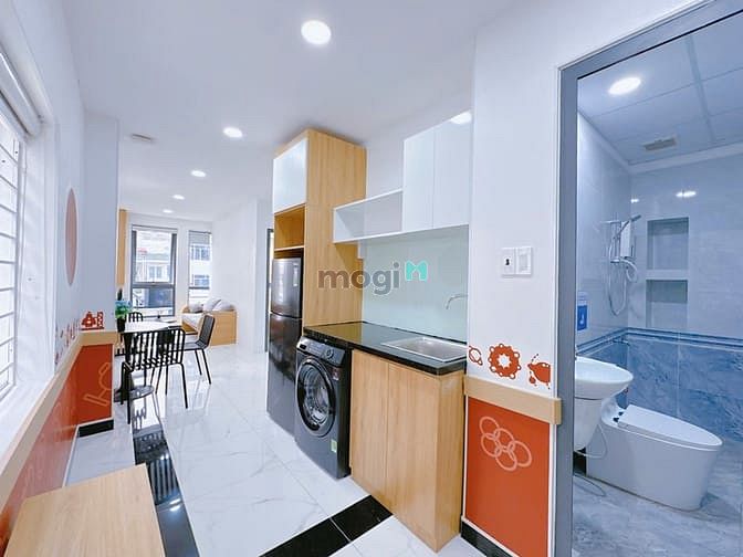 Hình ảnh cHDV Cao Cấp 2PN 1WC mới Full Tiện Nghi Thang Máy