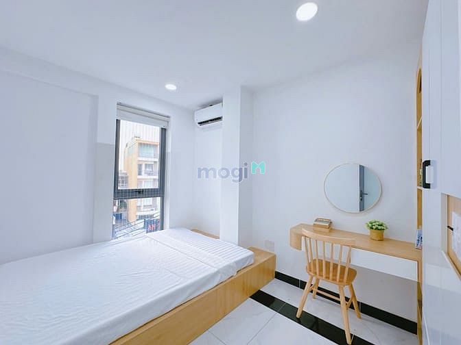 Hình ảnh cHDV Cao Cấp 2PN 1WC mới Full Tiện Nghi Thang Máy