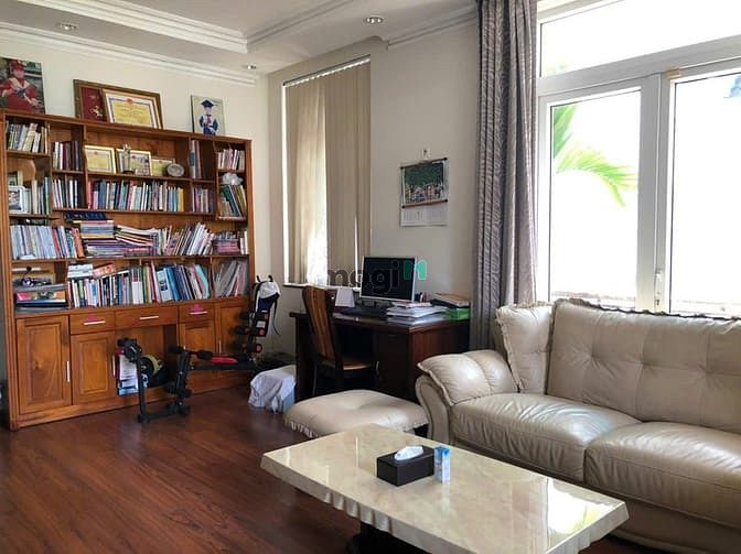 Hình ảnh Cho Thuê Biệt Thự đẹp Full nội Thất Bùi Tá Hán DT Hơn 500 m2 sử dụng