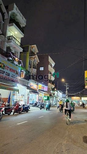 Hình ảnh Bán CHDV 9 PHÒNG FULL NỘI THẤT - đường Trương Phước Phan - 72m2 5 TẦNG