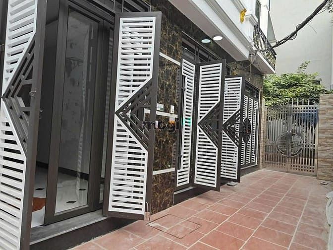 Hình ảnh Bán nhà phố Lụa, Vạn Phúc – Hà Đông, 5 tầng mới vào ở luôn, hơn 6 tỷ