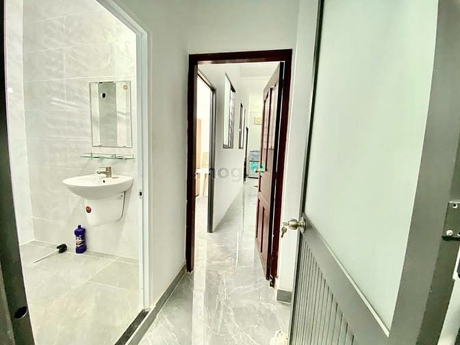 Hình ảnh Căn Hộ 2Pn 1WC 1 Phòng Khách Tách Bếp Ban Công
