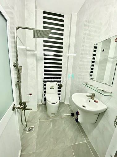 Hình ảnh Căn Hộ 2Pn 1WC 1 Phòng Khách Tách Bếp Ban Công