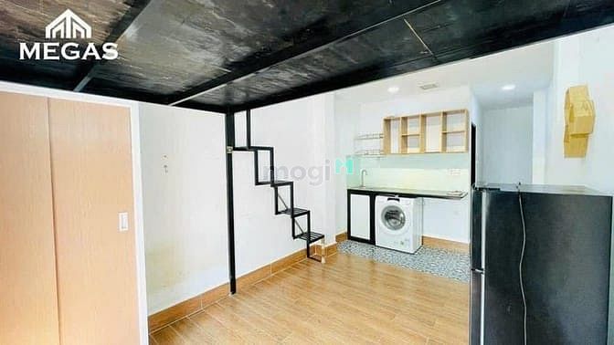 Hình ảnh Mb6623 nạp rút nhanh chóng có gác Ban công giá rẻ ngay Phan Xích Long