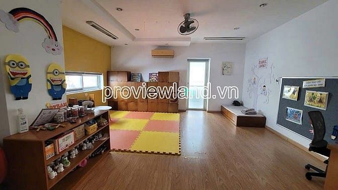 Hình ảnh Cho thuê nhà Quận 3, Đường Cách Mạng Tháng 8, 17x24.5m đất