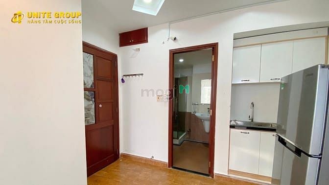 Hình ảnh Studio cho thuê full NT, ban công gần CoopMart Nhiêu Lộc Q3