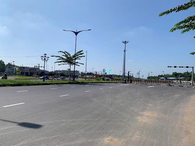 Hình ảnh Đất rộng tiềm năng mặt tiền lộ 40m xéo siêu thị Aeon Mall Cần Thơ