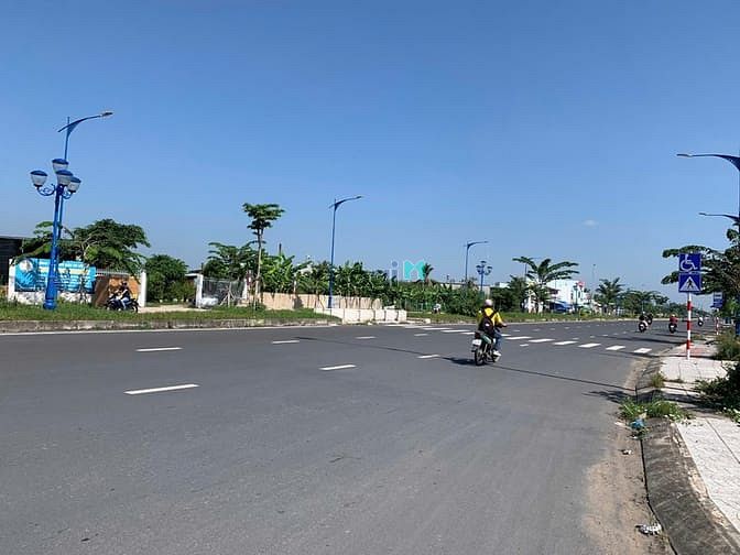 Hình ảnh Đất rộng tiềm năng mặt tiền lộ 40m xéo siêu thị Aeon Mall Cần Thơ
