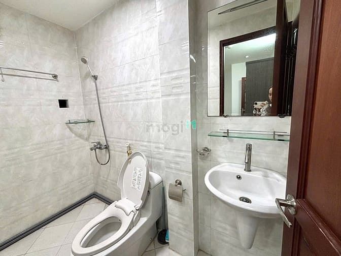 Hình ảnh CHDV full nội thất sạch đẹp giá rẻ, toà nhà thang máy