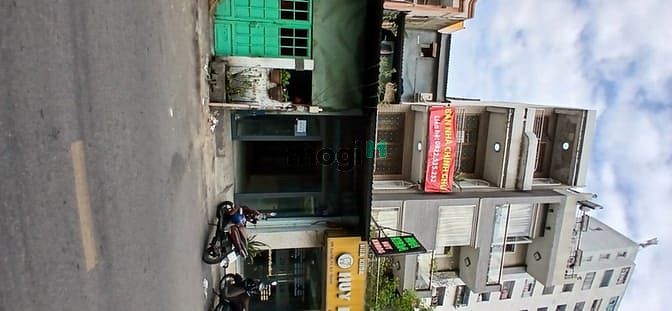 Hình ảnh MT Cao Đạt 172 P1 Q5 ; cấu trúc nhà 5 tầng chỉ 11 tỷ