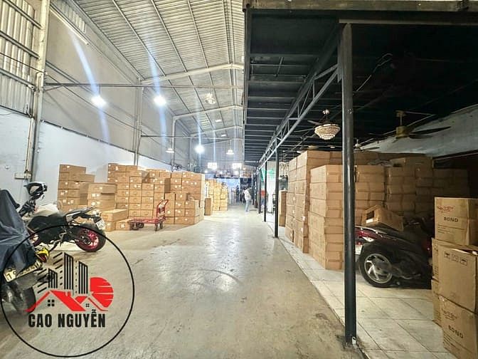 Hình ảnh Xưởng Văn Phòng 330m2, Đường Ao Đôi, Hẻm xe container