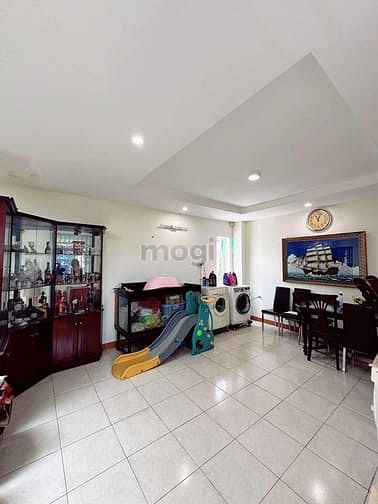 Hình ảnh Hẻm 10m biệt thự mini Lê Văn Sỹ, q3 160m2 5 tầng có hầm NTCC
