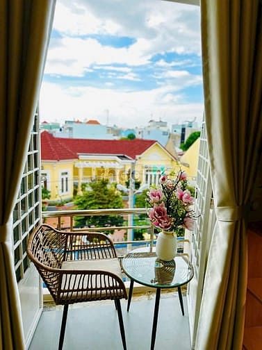 Hình ảnh Siêu Phẩm MTKD có 102 - ngay Bình Long - DTSD 72M2 - 3 tầng - full NT