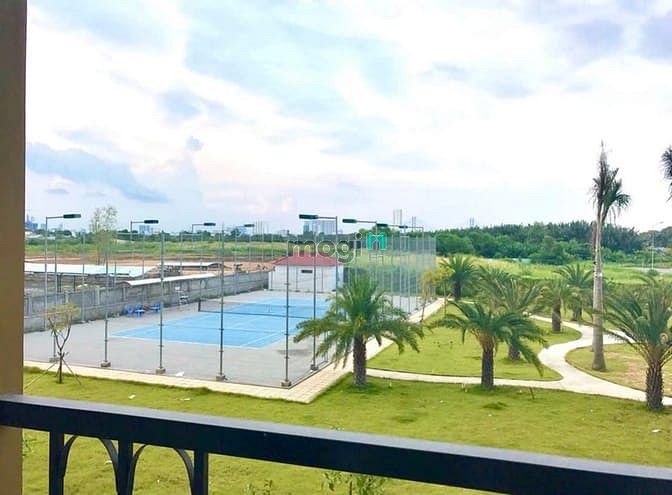 Hình ảnh STUDIO ban công ( máy giặt riêng ) gần cầu Phú Mỹ , KCX Tân Thuận