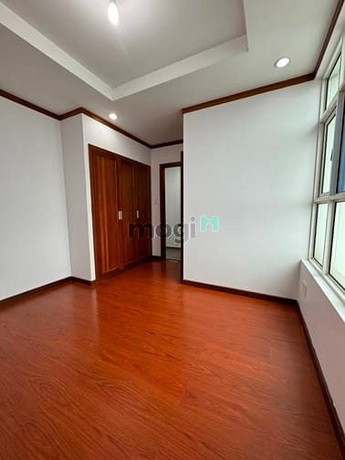 Hình ảnh Cần cho thuê 3PN Hoàng Anh Thanh Bình Q.7 nội thất dính tường