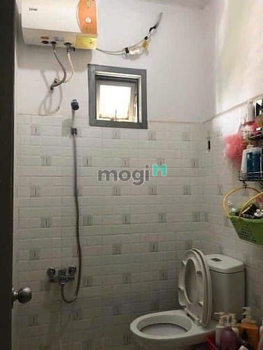 Hình ảnh Chung cư 10A Trần Nhật Duật, Tân Định, Q1: 69m2, 2PN, nội thất 10tr