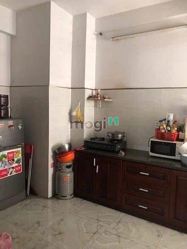 Hình ảnh Chung cư 10A Trần Nhật Duật, Tân Định, Q1: 69m2, 2PN, nội thất 10tr