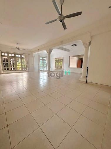 Hình ảnh Cho Thuê Biệt Thự Để Ở & Kinh Doanh - Thảo Điền, Q2 - 800m2 - 5500$