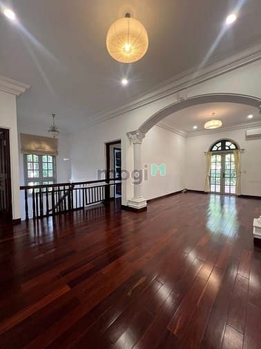 Hình ảnh Cho Thuê Biệt Thự Để Ở & Kinh Doanh - Thảo Điền, Q2 - 800m2 - 5500$