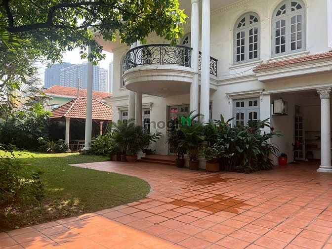 Hình ảnh Cho Thuê Biệt Thự Để Ở & Kinh Doanh - Thảo Điền, Q2 - 800m2 - 5500$