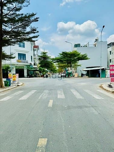 Hình ảnh Bán đất sổ hồng riêng KDC Lộc Phát MT D1 diện tích 64m2 giá 2,75 tỷ