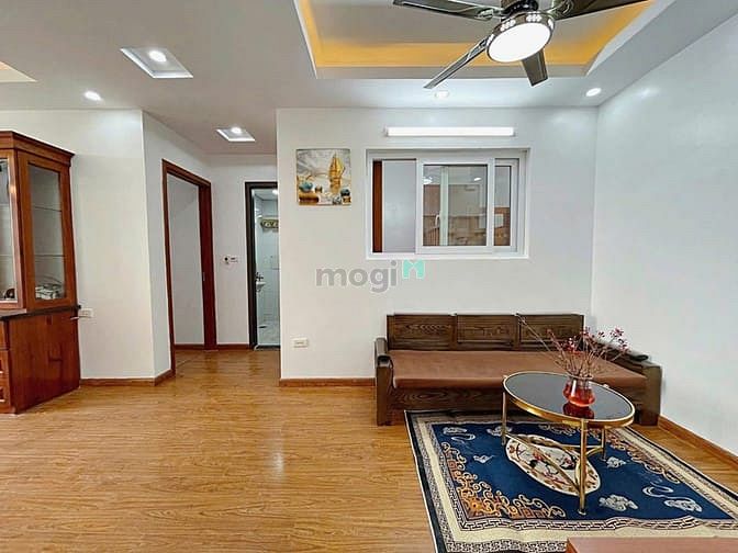Hình ảnh Central Plaza, Phạm Văn Hai, Tân Bình, 70m2, 2PN, 2WC, NTCC, 14tr.