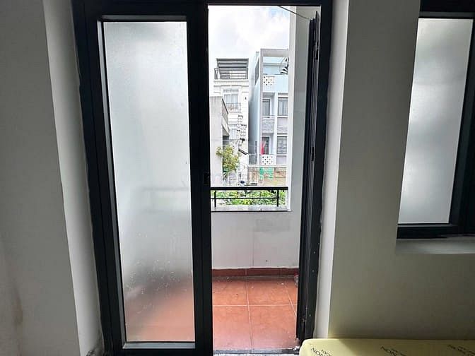 Hình ảnh 🌱Phòng Trọ Cao Cấp: Máy Lạnh, Tủ Lạnh, Cửa Sổ Thoáng Mát