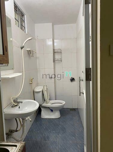 Hình ảnh Chung cư Nguyễn Trãi, P8, Quận 5: 74m2, 2p ngủ, NT 9tr/tháng.