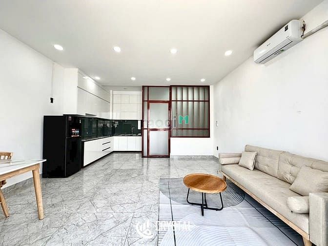 Hình ảnh Penthouse ban công, DT 60m2, full NT, phòng khách siêu rộng gần Aeon