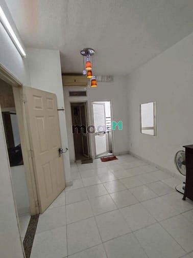 Hình ảnh Chung cư Trần Phú, P8, Q5: giá thuê 9tr5/th, 2p ngủ, NT