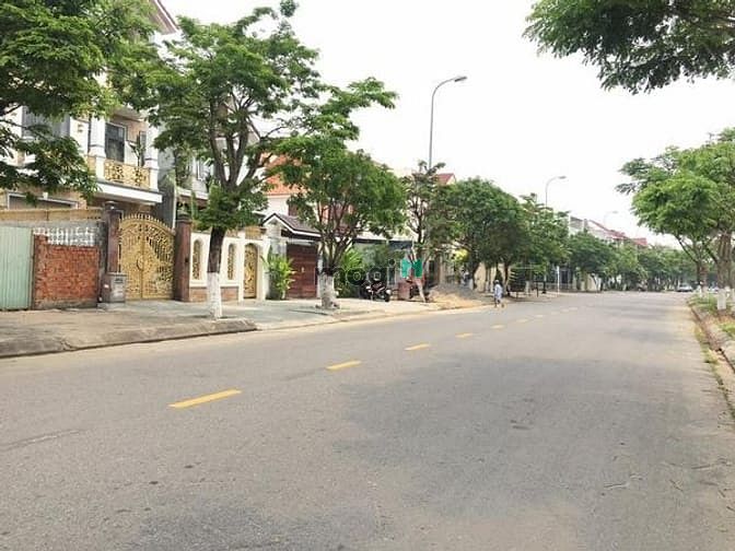 Hình ảnh H0T__Bán đất biệt thự 300m2 đường Thăng Long, Cẩm Lệ, Đà Nẵng_17.5 tỉ