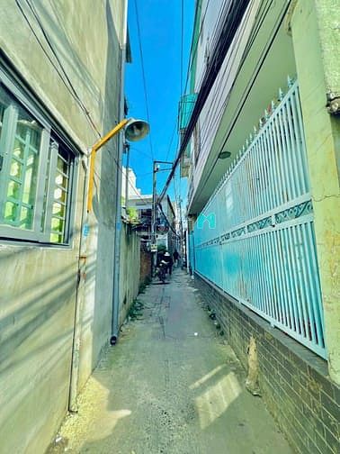 Hình ảnh Nhà cũ tính giá đất MT Phạm Văn Thuận 204m2 giá chỉ 11,5 tỷ ngộp gấp