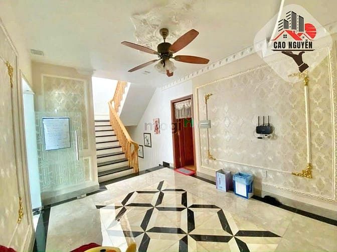 Hình ảnh Cho thuê, Biệt thự Khu Tên Lửa, 10x20 3 Lầu, Full Nội Thất