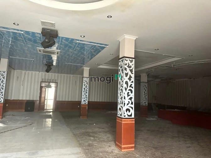 Hình ảnh RẺ 150tr! Cho thuê MT Đ. Cộng Hòa, Q. TB – Ngang LỚN 40m.