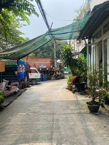 Hình ảnh Cần bán nhà bình tân,ngay chợ bà hom mới