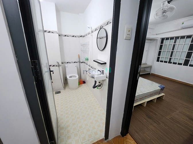 Hình ảnh CHDV đường 3/2, quận 10: 20m2,Nội thất, giá  4.5tr/th
