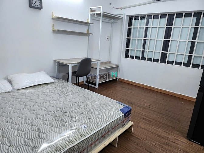 Hình ảnh CHDV đường 3/2, quận 10: 20m2,Nội thất, giá  4.5tr/th