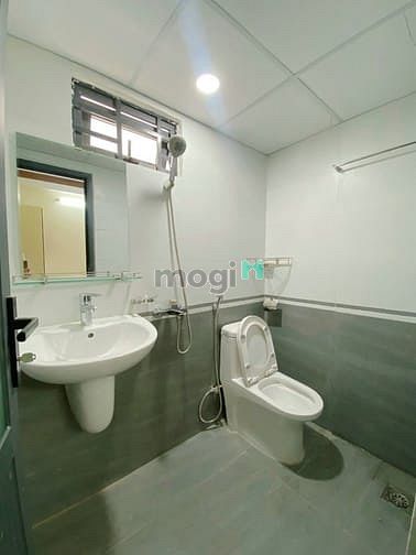 Hình ảnh Mb6623 nạp rút nhanh chóng full nội thất, cửa sổ trời, thang máy gần công trường Dân Chủ