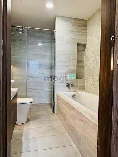 Hình ảnh Cần cho thuê Kingdom 101 Quận 10,DT 103m2,3pn,2wc,Nội thất cao cấp