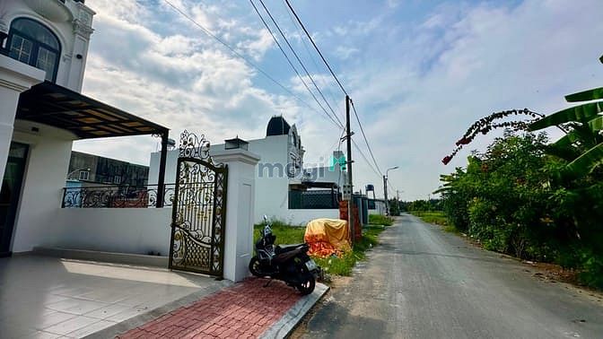Hình ảnh Mặt Tiền Đường Phạm Thị Kiều, Nhà Mới Xây Trống Chưa Ở