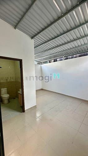 Hình ảnh Mặt Tiền Đường Phạm Thị Kiều, Nhà Mới Xây Trống Chưa Ở
