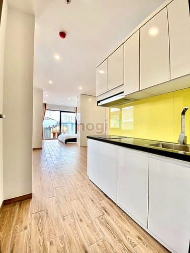Hình ảnh Căn Hộ Studio Full Tiện Nghi Sát Ngã Tư Hàng Xanh Gần Q1