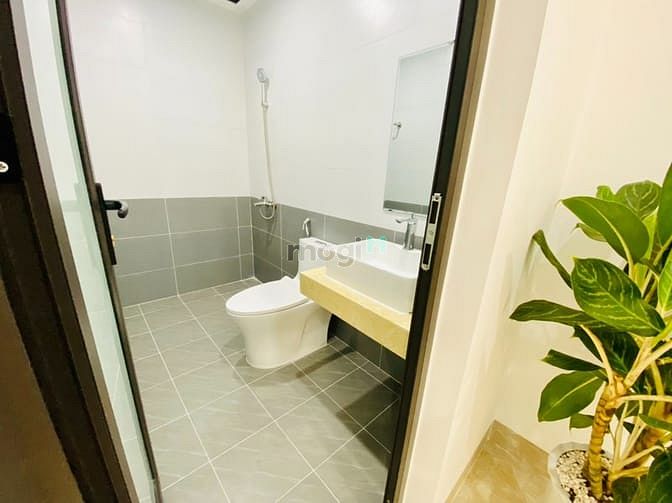 Hình ảnh Phòng 1n1k Nguyễn Văn Tuyết ban công view mặt phố ẩm thực