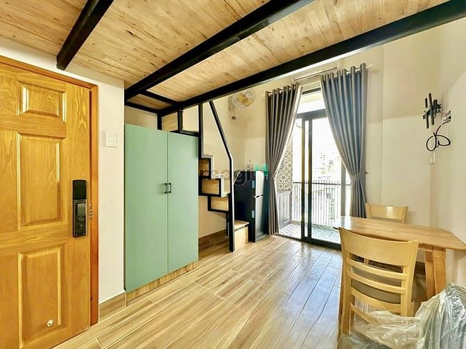 Hình ảnh Căn Hộ Duplex Ban Công Tách Bếp Full NT Có Thang Máy Gần Chợ Bà Chiểu