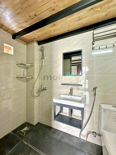 Hình ảnh Căn Hộ Duplex Ban Công Tách Bếp Full NT Có Thang Máy Gần Chợ Bà Chiểu