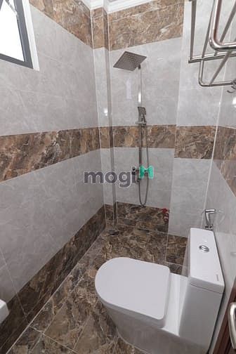 Hình ảnh Chính chủ: phòng full nội thất, tách bếp, có thang máy