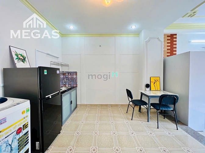 Hình ảnh CHDV BanCông Full Nội Thất Rộng 50M2 ngay Lý Chiêu Hoàng_Mega Bình Phú