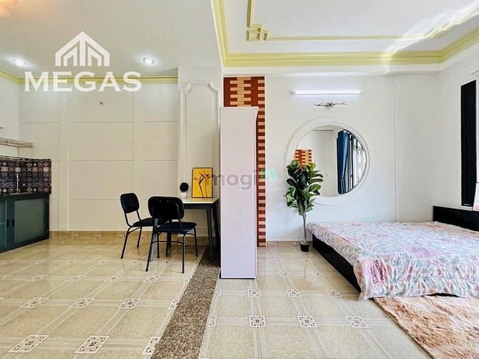 Hình ảnh CHDV BanCông Full Nội Thất Rộng 50M2 ngay Lý Chiêu Hoàng_Mega Bình Phú