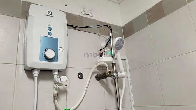 Hình ảnh Cho thuê phòng đơn Tân Bình, có máy lạnh giá 2tr4/tháng bao tất cả